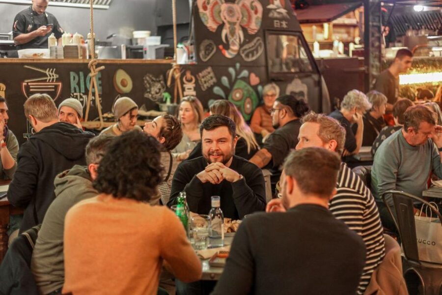The Biggest Pub Quiz in Valencia - Timing and Where to Go: What You Should Know Before You Show Up