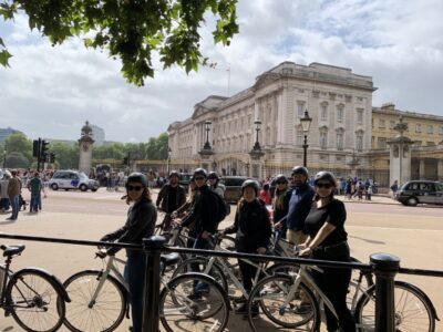 The London "Big Six" and a Pub. 5 hour tour - Meet Outside Hotel Hilton Near Queensway Tube