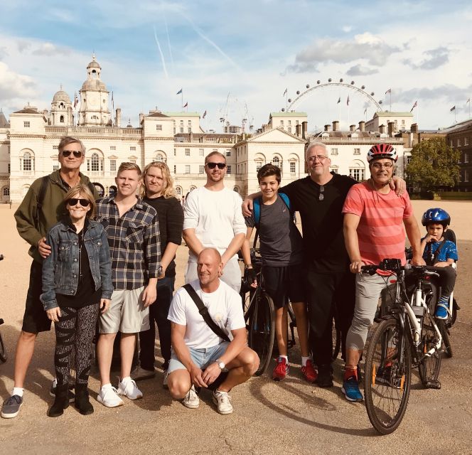 The London "Big Six" and a Pub. 5 hour tour - Roll Through Kensington Gardens and Hyde Park Toward Buckingham Palace