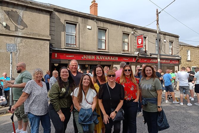 The Perfect Pint Pub Tour - Getting great hosting: Bobby, Denis, Ken, Sean, and Keith