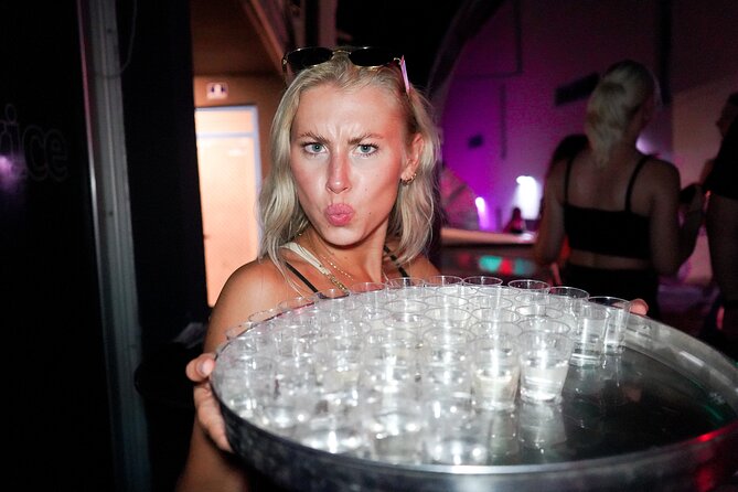 Tower Pub Crawl in Split - Social momentum: meeting people without getting lost