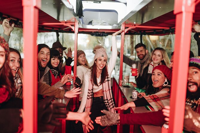 Trolley Pub Holiday Lights Tour in Columbus - Columbus Commons: your 30-minute walk-and-light window