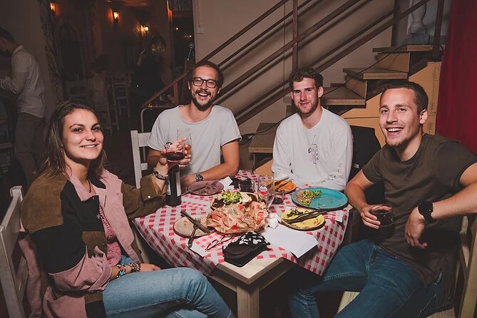 Valencia's most Popular Pub Quiz - Entering Saint Anthony’s Irish Pub at 8pm (and Why Location Matters)