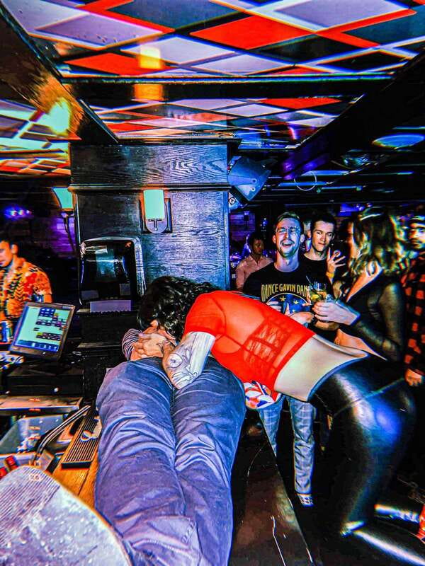 Vancouver: Gastown Pub Crawl - Who this Gastown pub crawl suits best