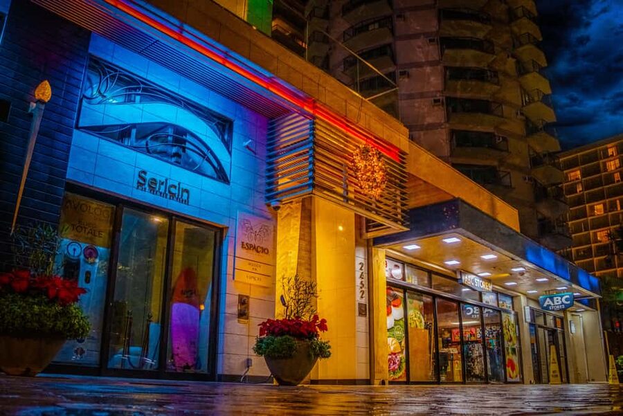 Waikiki Ghosts Boos and Booze Haunted Pub Crawl - Key highlights at a glance