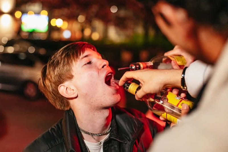 Warsaw: Pub Crawl with Optional 1-Hour Open Bar - Should you book the Warsaw pub crawl with optional 1-hour open bar?