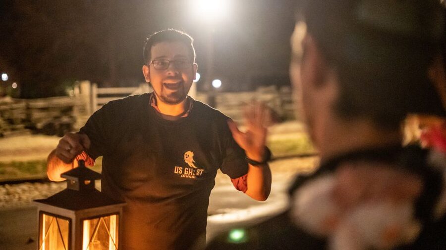 Washington DC: Ghosts Boos and Booze Haunted Pub Crawl - A quick behavior checklist so the night stays fun
