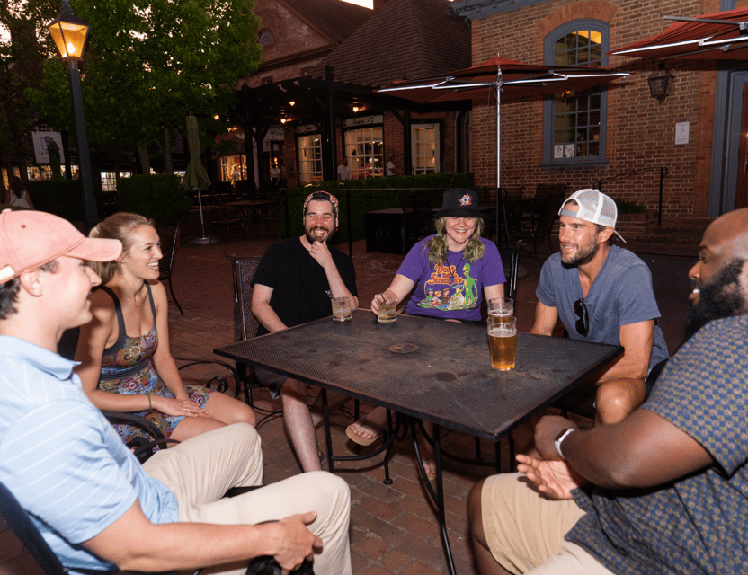 Williamsburg: Colonial Ghosts Haunted Pub Crawl - Where It Starts: Merchant Square and the Thomas Jefferson Bench