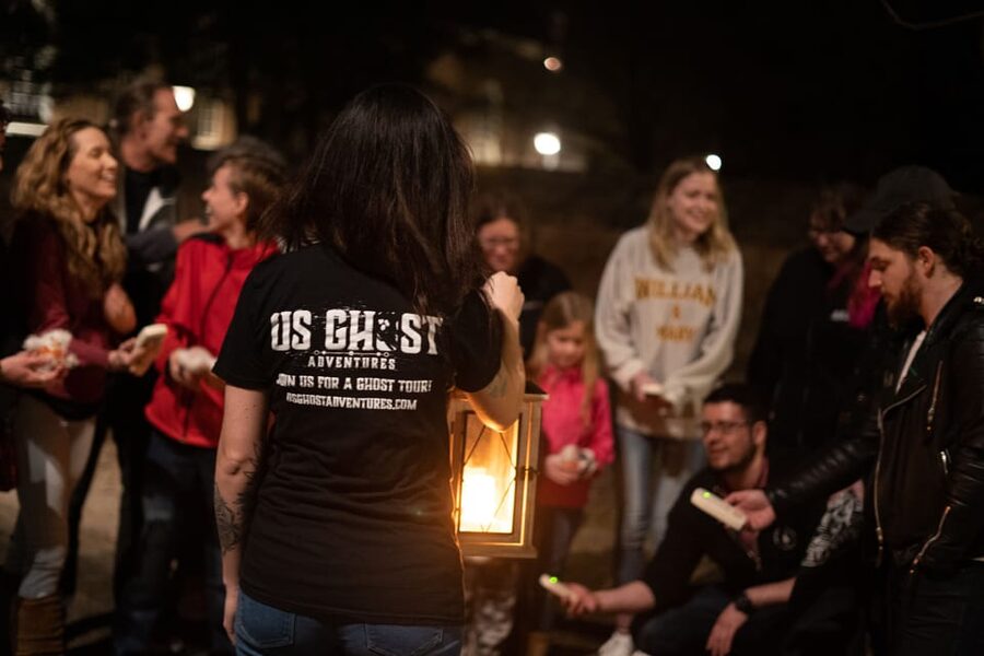 Williamsburg: Colonial Ghosts Haunted Pub Crawl - The Public Hospital Location: Screams You’re Asked to Imagine