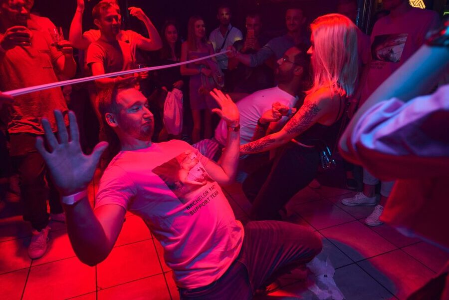 Wroclaw Pub Crawl with Free Drinks - Four to Five Venues in One Evening: How the Pace Works