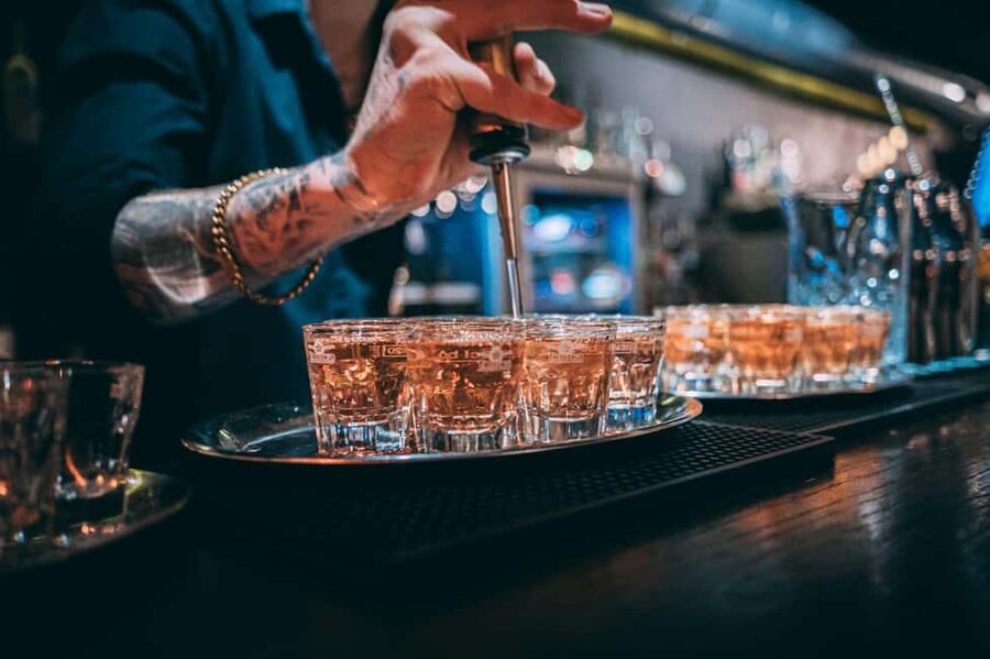 Zurich Pub Crawl - Dionysos Zurich Pub Crawl - The trendy nightclub with VIP entry: what to expect at the end